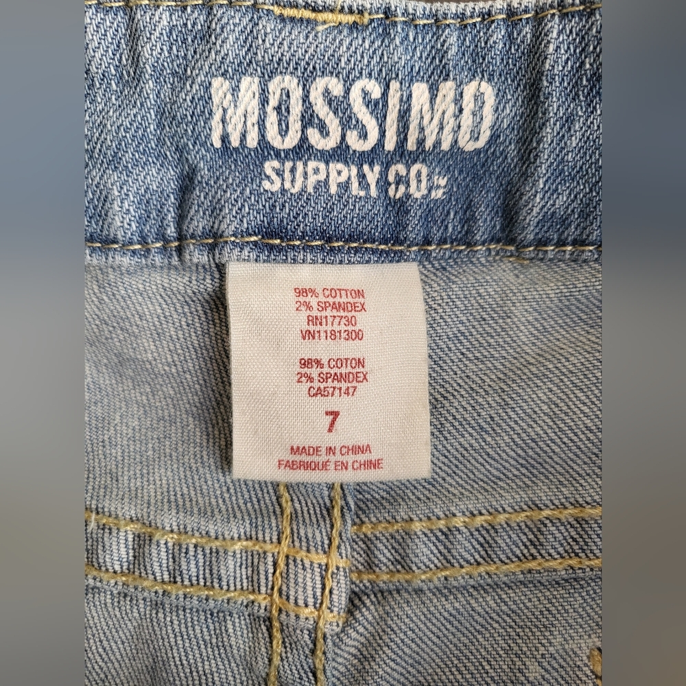 Mossimo Supply Co Distressed Cut-Off Faded Denim Shorts size 7 Juniors EUC - Picture 3 of 7